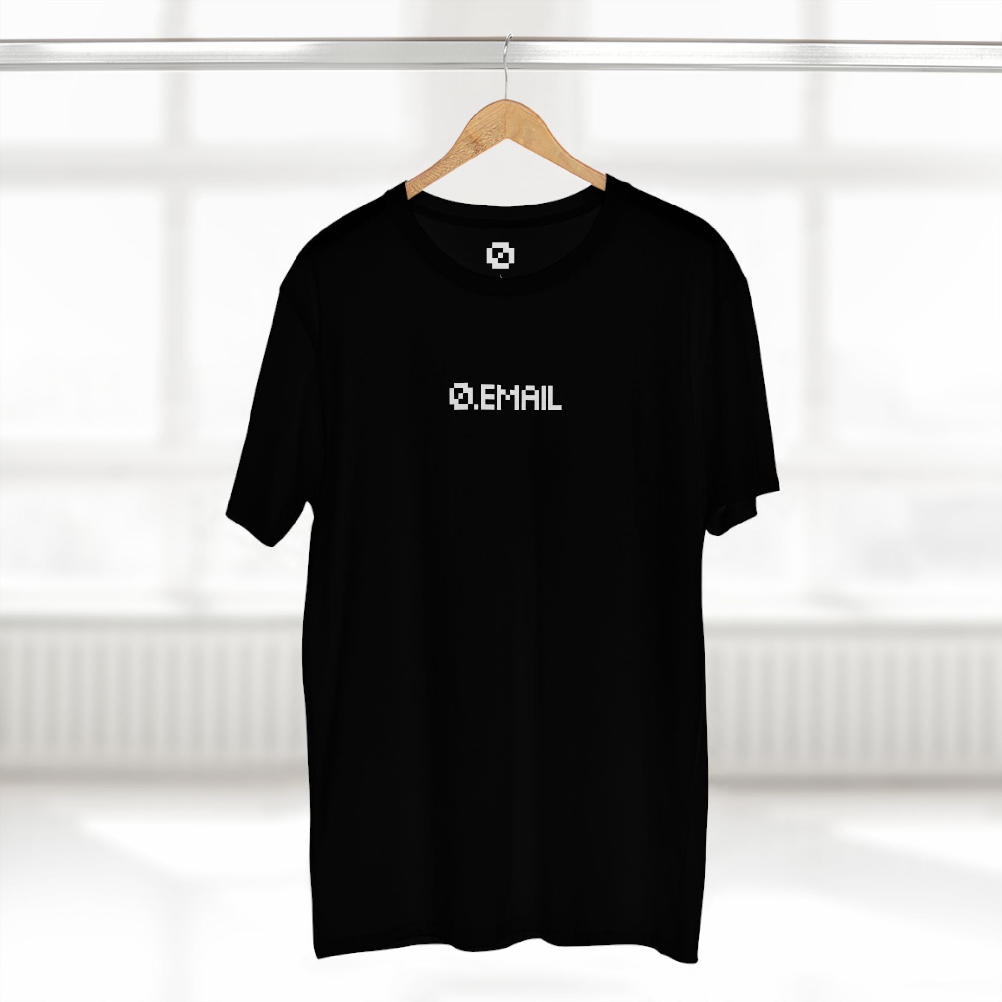 lucid - t-shirt